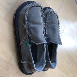 Sanuk men’s loafers size 7